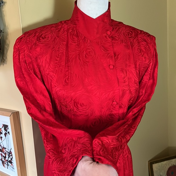 Vtg 90s ARGENTI 100% silk Size 12 Deep Classic RED Sexy Modest Buttonfront  LUXE - Picture 6 of 16